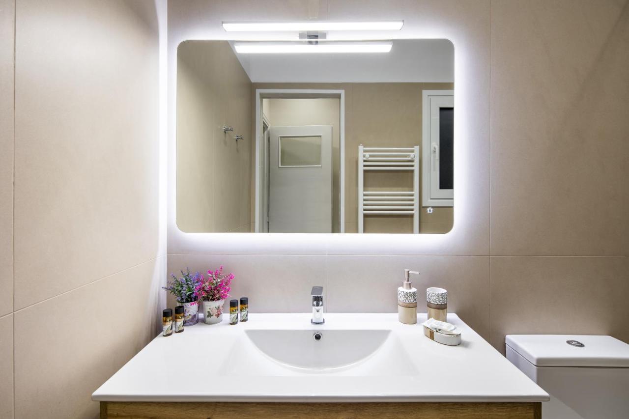 Renovated Apartment Near Acropolis Athen Eksteriør billede